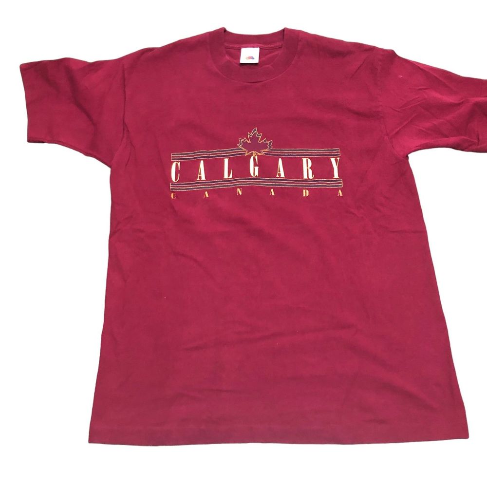 Vintage 90s Calgary Canada Burgundy & Gold T-Shirt SZ L FOL Tag